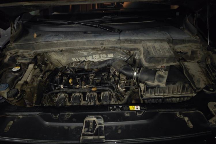 Used Land Rover Freelander 2 2014 2.0T Si4 SE Gasoline Version Engine Bay