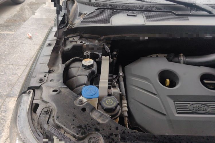 Used Land Rover Freelander 2 2014 2.0T Si4 SE Gasoline Version Engine Bay Right