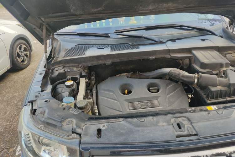 Used Land Rover Freelander 2 2014 2.0T Si4 SE Gasoline Version Engine Bay Right