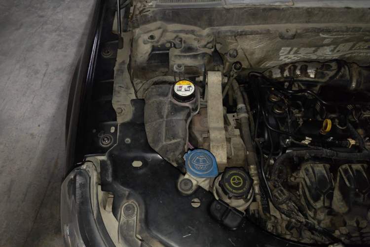 Used Land Rover Freelander 2 2014 2.0T Si4 SE Gasoline Version Engine Bay Right