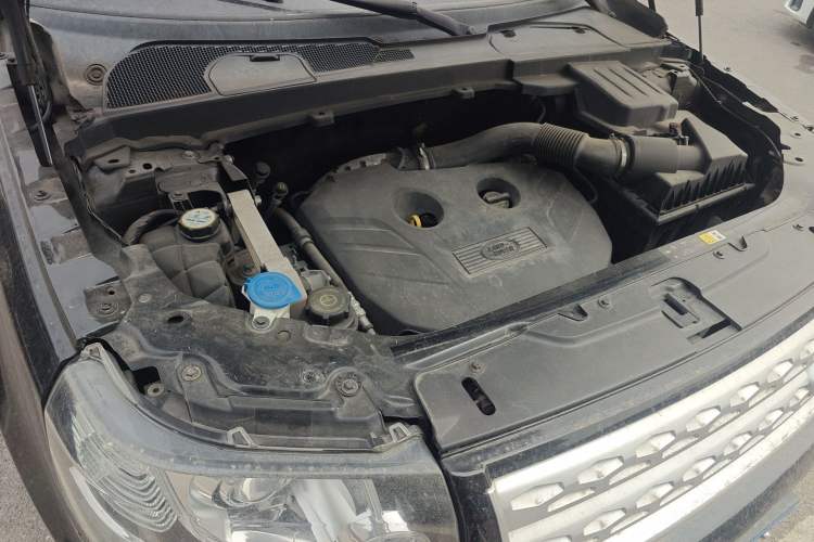 Used Land Rover Freelander 2 2014 2.0T Si4 HSE Gasoline Edition Engine Bay Right