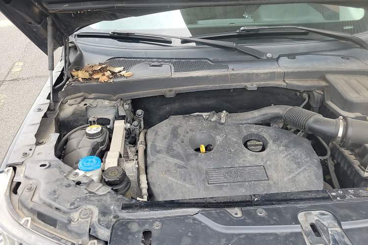 Used Land Rover Freelander 2 2014 2.0T Si4 SE Gasoline Version Engine Bay Right