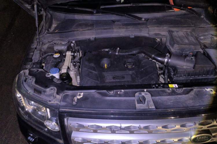 Used Land Rover Freelander 2 2014 2.0T Si4 SE Gasoline Version Engine Bay Right