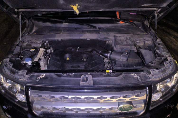 Used Land Rover Freelander 2 2014 2.0T Si4 SE Gasoline Version Engine Bay