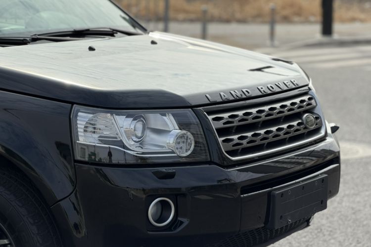 Used Land Rover Freelander 2 2014 2.2T SD4 SE Diesel Edition Exterior 11