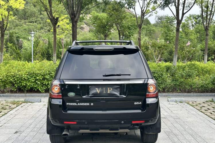 Used Land Rover Freelander 2 2014 2.2T SD4 SE Diesel Edition Exterior 5