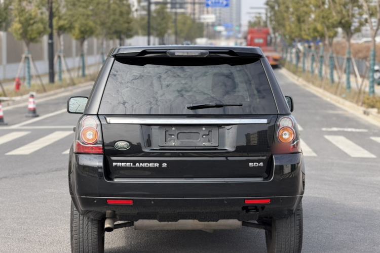 Used Land Rover Freelander 2 2014 2.2T SD4 SE Diesel Edition Exterior 7
