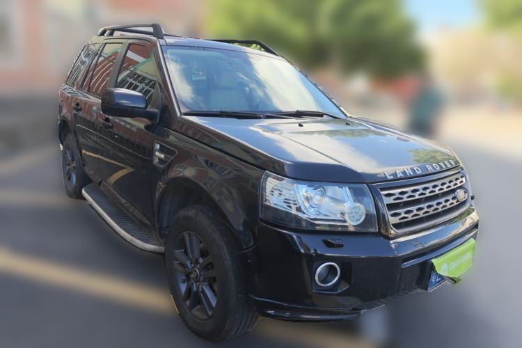 Used Land Rover Freelander 2 2014 2.0T Si4 SE Gasoline Version Front Right 45 Deg