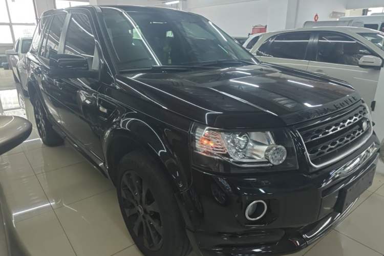 Used Land Rover Freelander 2 2014 2.0T Si4 HSE Gasoline Edition Front Right 45 Deg