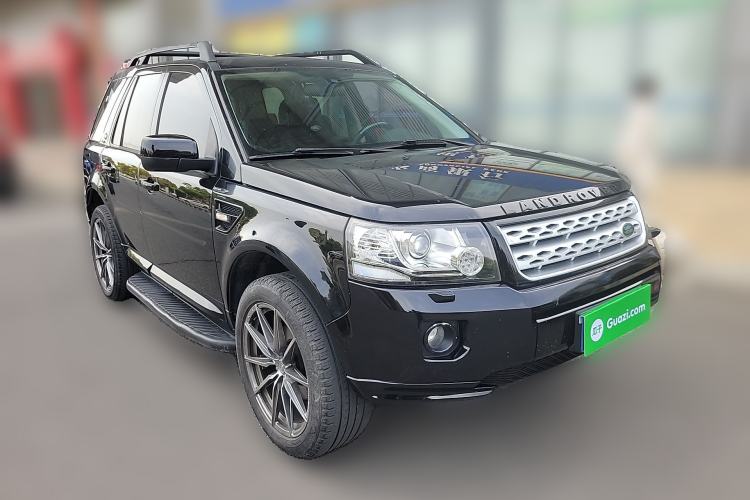 Used Land Rover Freelander 2 2014 2.0T Si4 SE Gasoline Version Front Right 45 Deg
