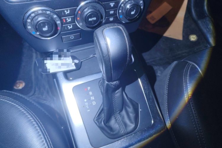 Used Land Rover Freelander 2 2014 2.2T SD4 SE Diesel Edition Gear Lever
