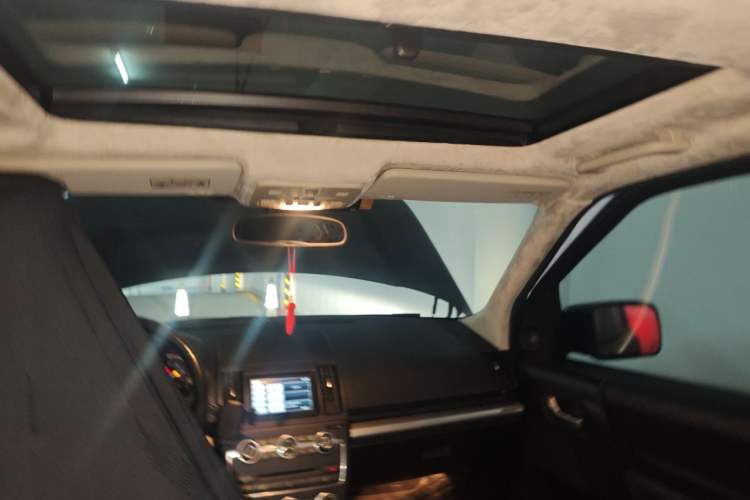 Used Land Rover Freelander 2 2014 2.0T Si4 SE Gasoline Version Headliner