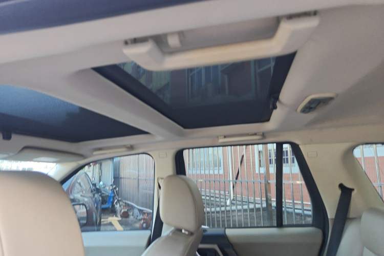 Used Land Rover Freelander 2 2014 2.0T Si4 SE Gasoline Version Headliner