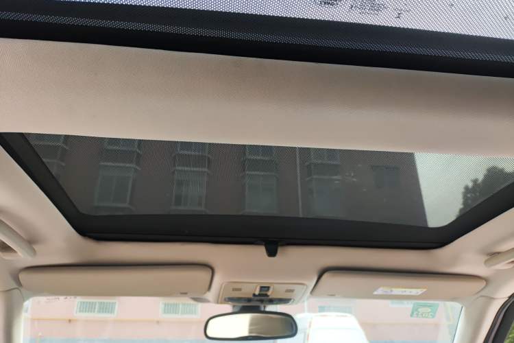 Used Land Rover Freelander 2 2014 2.2T SD4 SE Diesel Edition Headliner