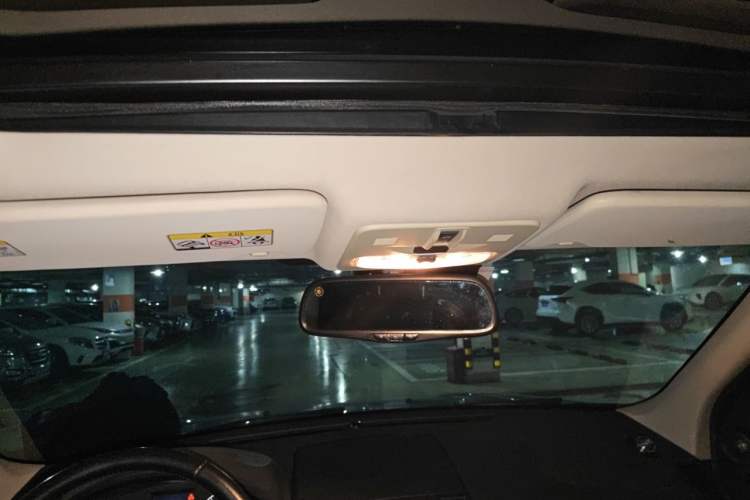 Used Land Rover Freelander 2 2014 2.0T Si4 S Gasoline Version Headliner