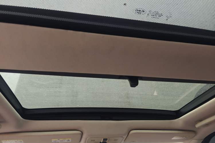 Used Land Rover Freelander 2 2014 2.0T Si4 HSE Gasoline Edition Headliner