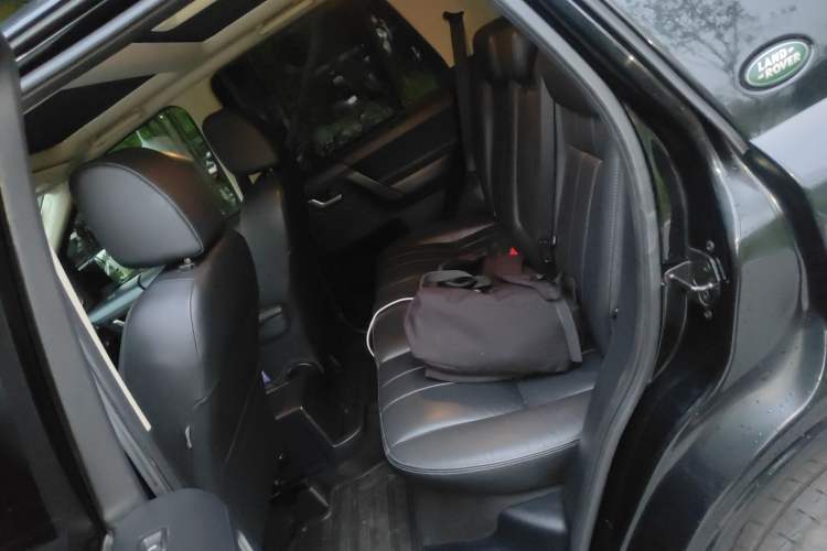 Used Land Rover Freelander 2 2014 2.0T Si4 SE Gasoline Version Interior 4