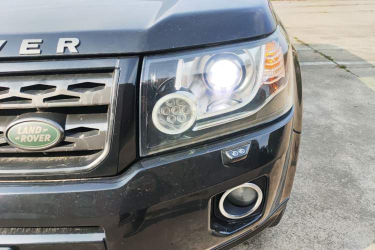 Used Land Rover Freelander 2 2014 2.2T SD4 SE Diesel Edition Left Front Headlight