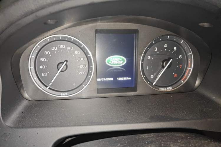 Used Land Rover Freelander 2 2014 2.0T Si4 S Gasoline Version Odometer Close Up