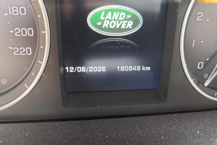 Used Land Rover Freelander 2 2014 2.0T Si4 SE Gasoline Version Odometer Close Up
