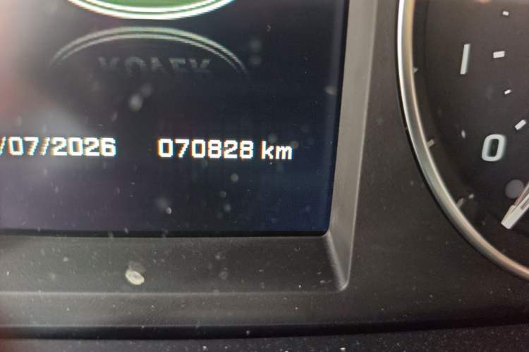 Used Land Rover Freelander 2 2014 2.0T Si4 SE Gasoline Version Odometer Close Up