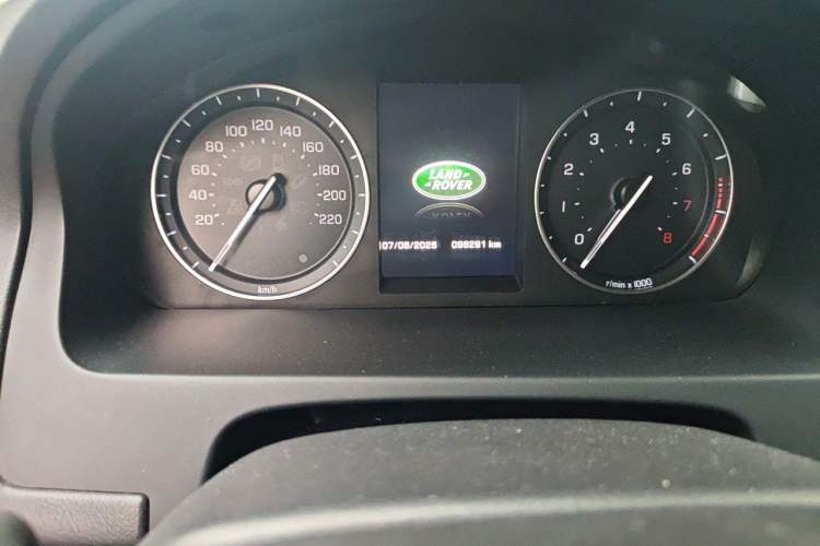 Used Land Rover Freelander 2 2014 2.0T Si4 SE Gasoline Version Odometer Close Up