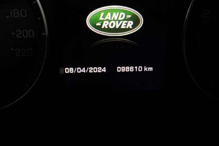 Used Land Rover Freelander 2 2014 2.0T Si4 SE Gasoline Version Odometer Close Up