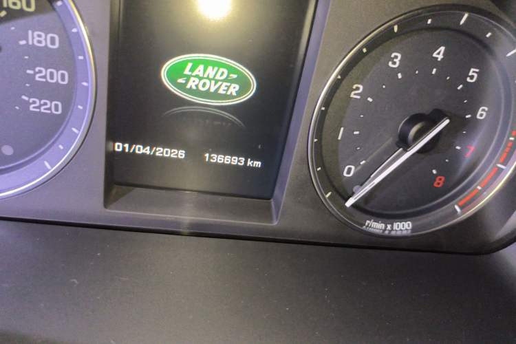 Used Land Rover Freelander 2 2014 2.0T Si4 SE Gasoline Version Odometer Close Up