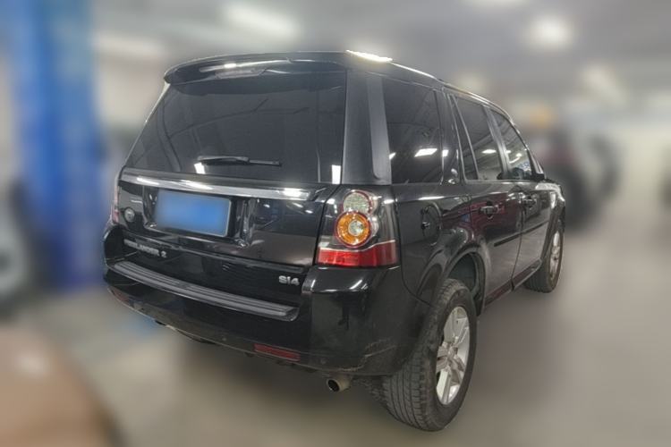Used Land Rover Freelander 2 2014 2.0T Si4 SE Gasoline Version Rear Right 45 Deg
