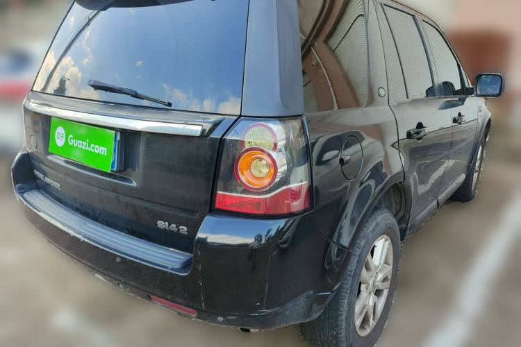 Used Land Rover Freelander 2 2014 2.0T Si4 SE Gasoline Version Rear Right 45 Deg