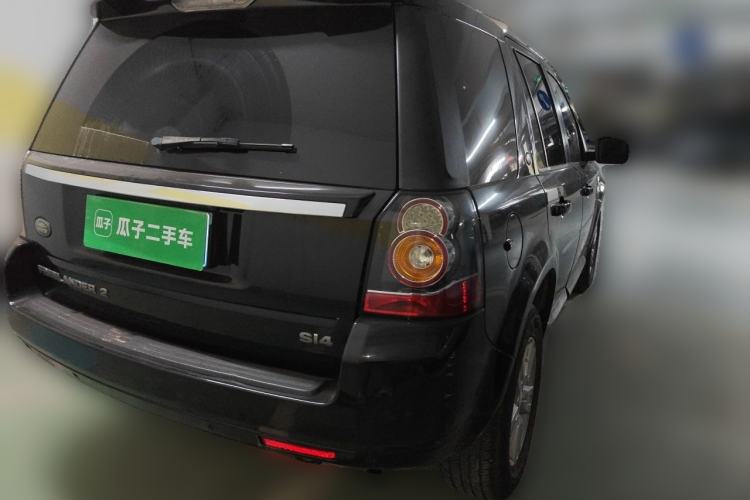 Used Land Rover Freelander 2 2014 2.0T Si4 SE Gasoline Version Rear Right 45 Deg