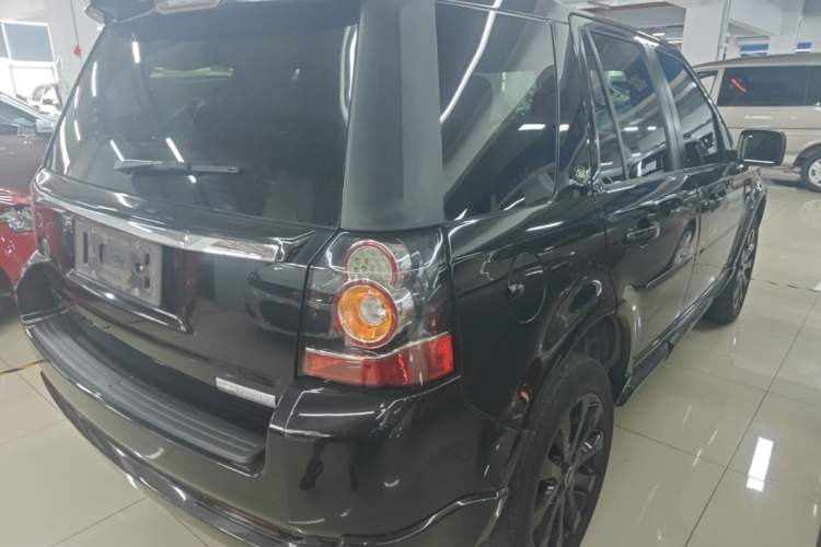 Used Land Rover Freelander 2 2014 2.0T Si4 HSE Gasoline Edition Rear Right 45 Deg