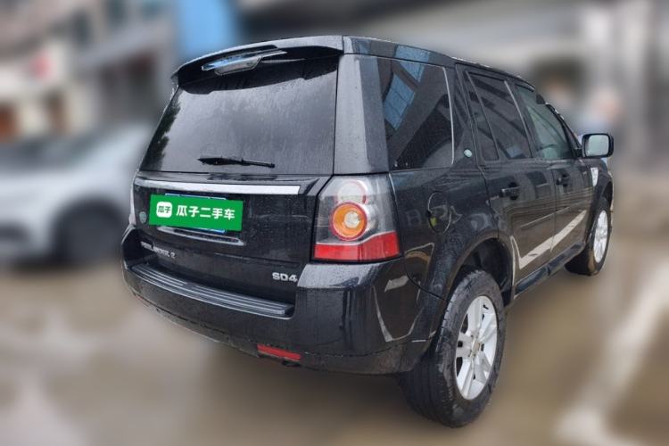 Used Land Rover Freelander 2 2014 2.2T SD4 SE Diesel Edition Rear Right 45 Deg