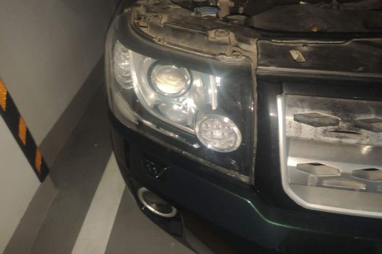 Used Land Rover Freelander 2 2014 2.0T Si4 SE Gasoline Version Right Front Headlight