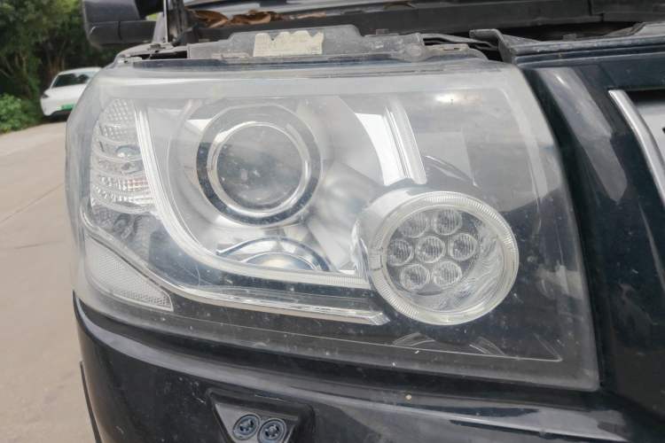 Used Land Rover Freelander 2 2014 2.0T Si4 SE Gasoline Version Right Front Headlight