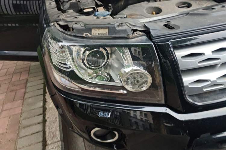 Used Land Rover Freelander 2 2014 2.0T Si4 SE Gasoline Version Right Front Headlight