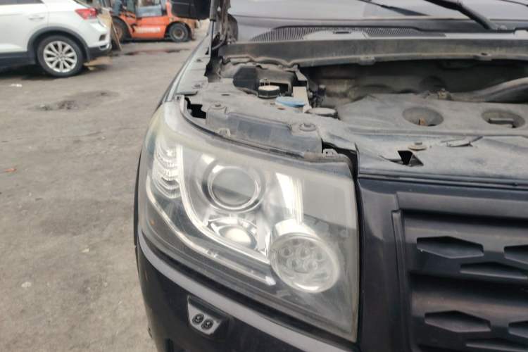 Used Land Rover Freelander 2 2014 2.0T Si4 SE Gasoline Version Right Front Headlight
