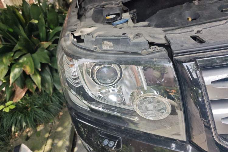 Used Land Rover Freelander 2 2014 2.0T Si4 SE Gasoline Version Right Front Headlight