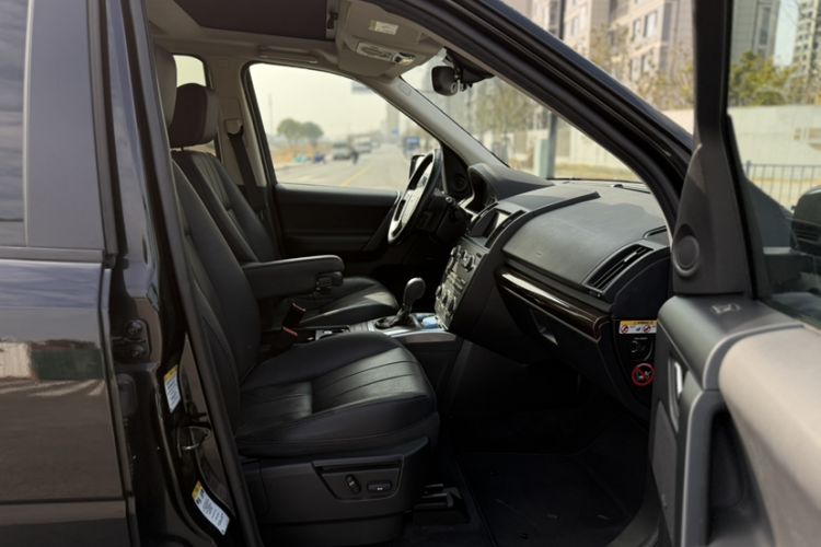 Used Land Rover Freelander 2 2014 2.2T SD4 SE Diesel Edition Right Front Seat