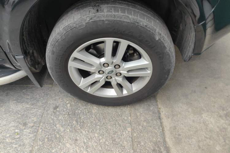 Used Land Rover Freelander 2 2014 2.0T Si4 SE Gasoline Version Right Front Wheel Hub