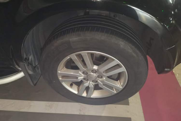 Used Land Rover Freelander 2 2014 2.0T Si4 SE Gasoline Version Right Front Wheel Hub