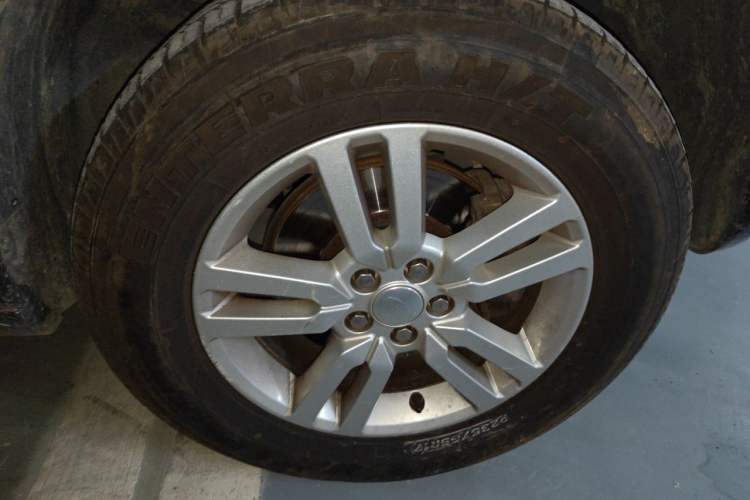 Used Land Rover Freelander 2 2014 2.0T Si4 SE Gasoline Version Right Front Wheel Hub