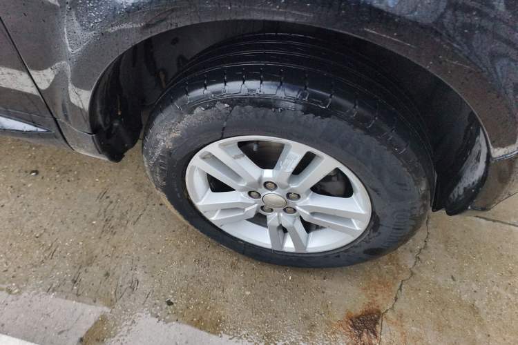 Used Land Rover Freelander 2 2014 2.2T SD4 SE Diesel Edition Right Front Wheel Hub