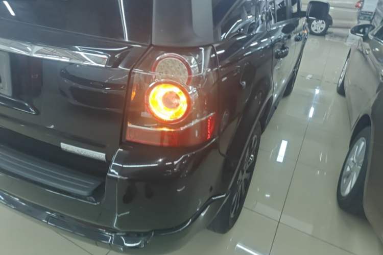 Used Land Rover Freelander 2 2014 2.0T Si4 HSE Gasoline Edition Right Rear Taillight
