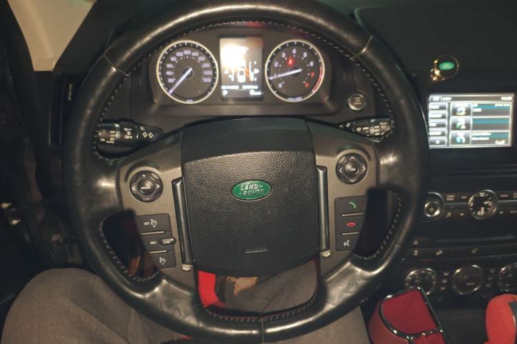 Used Land Rover Freelander 2 2014 2.0T Si4 SE Gasoline Version Steering Wheel