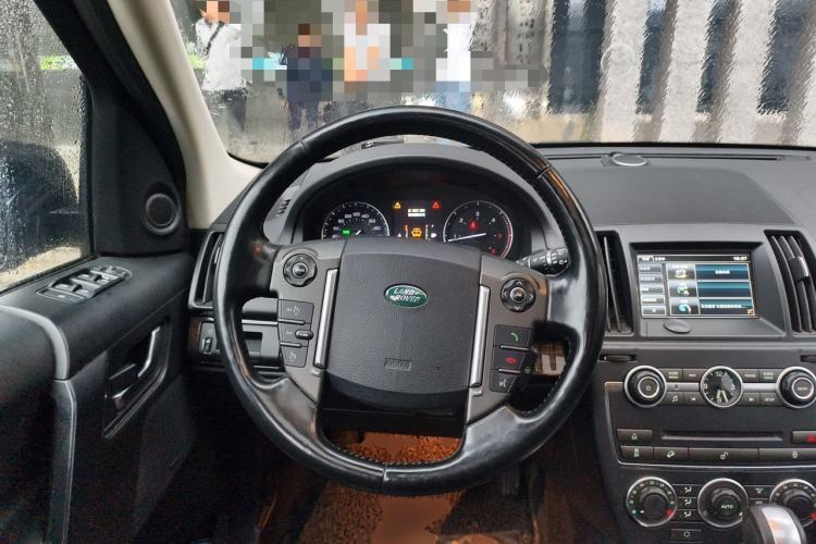 Used Land Rover Freelander 2 2014 2.2T SD4 SE Diesel Edition Steering Wheel
