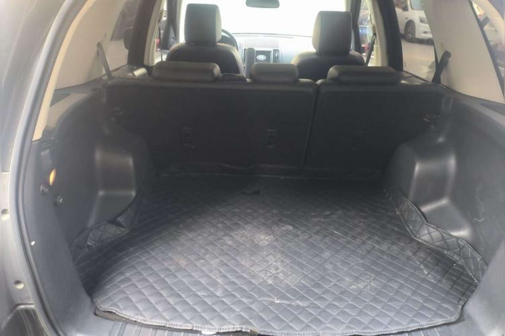 Used Land Rover Freelander 2 2014 2.0T Si4 SE Gasoline Version Trunk