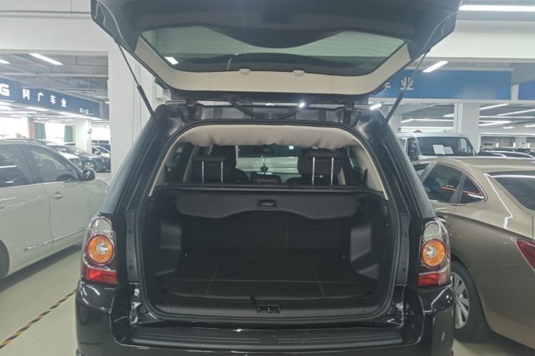 Used Land Rover Freelander 2 2014 2.0T Si4 HSE Gasoline Edition Trunk
