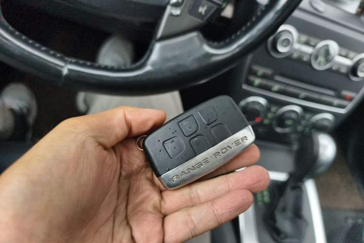Used Land Rover Freelander 2 2014 2.2T SD4 SE Diesel Edition Vehicle Key