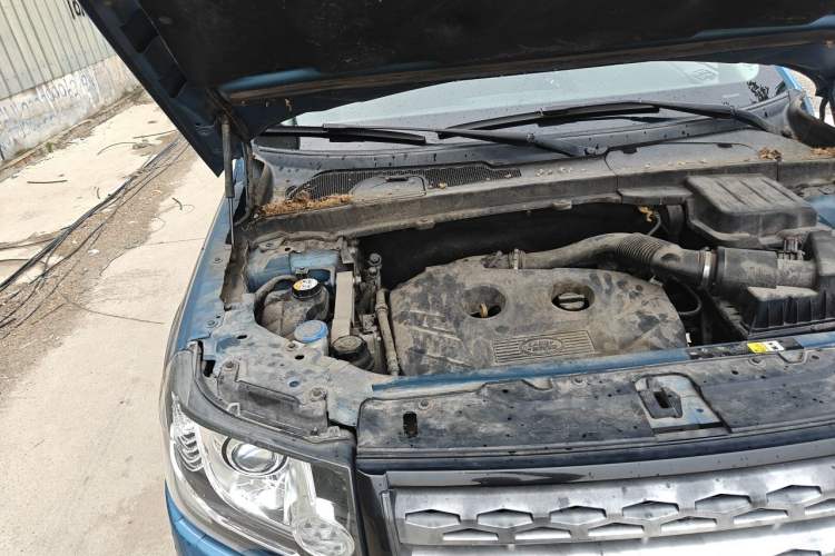 Used Land Rover Freelander 2 2014 2.0T Si4 SE Gasoline Version Engine Bay Right